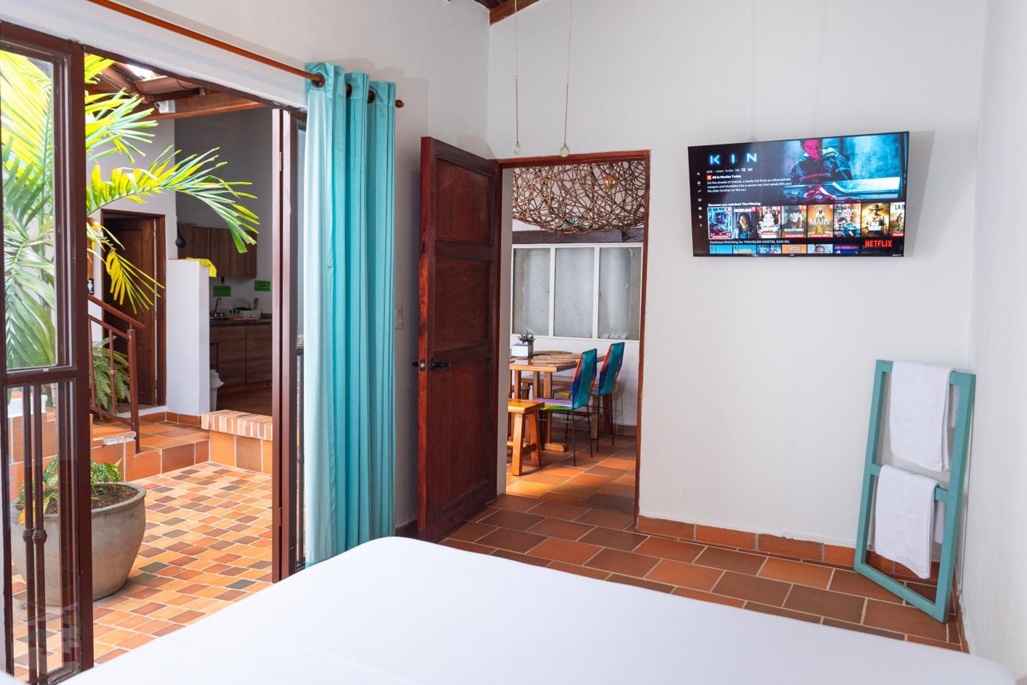 Traveler Hostel 산힐 외부 사진
