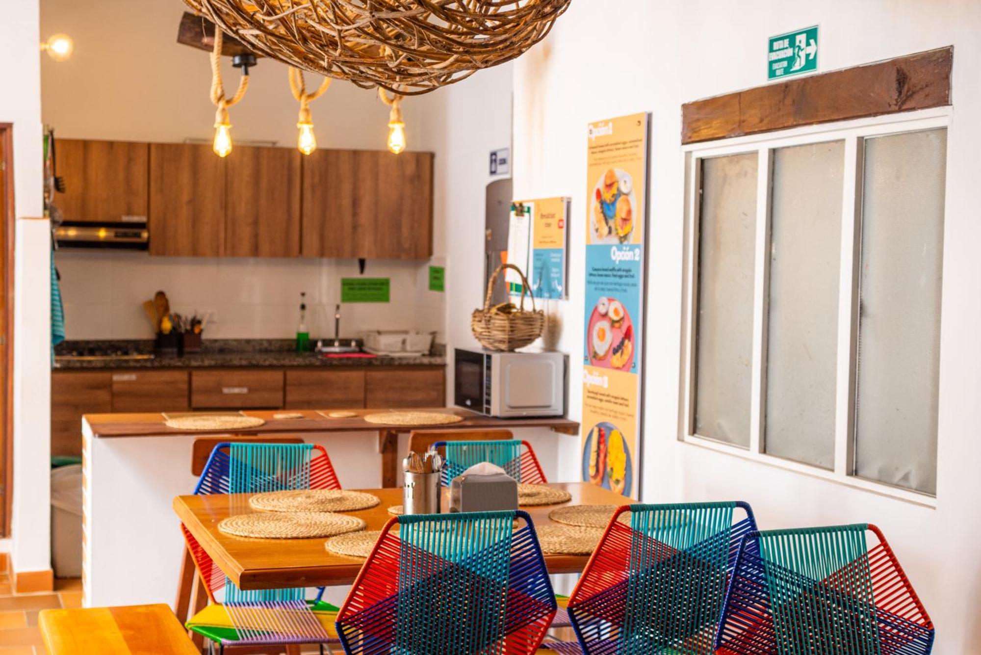 Traveler Hostel 산힐 외부 사진